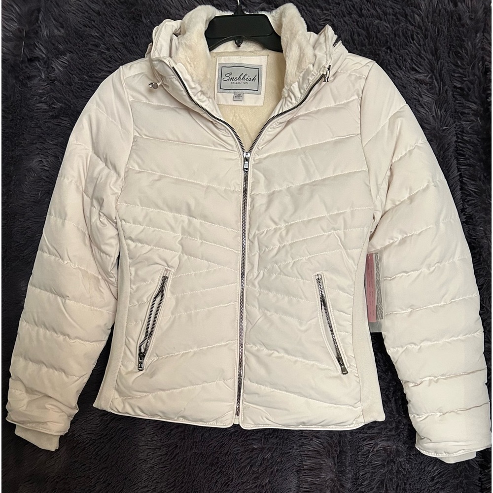 SNOBBISH COLLECTION